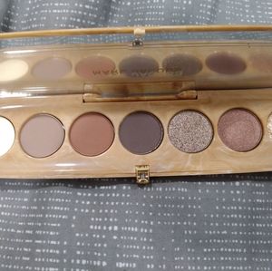 Marc Jacobs eye conic eye shadow palette